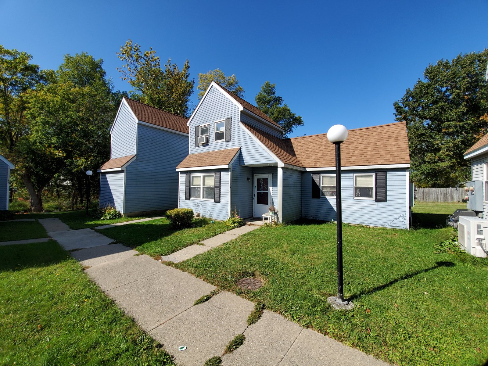 Townhomes & Lawn