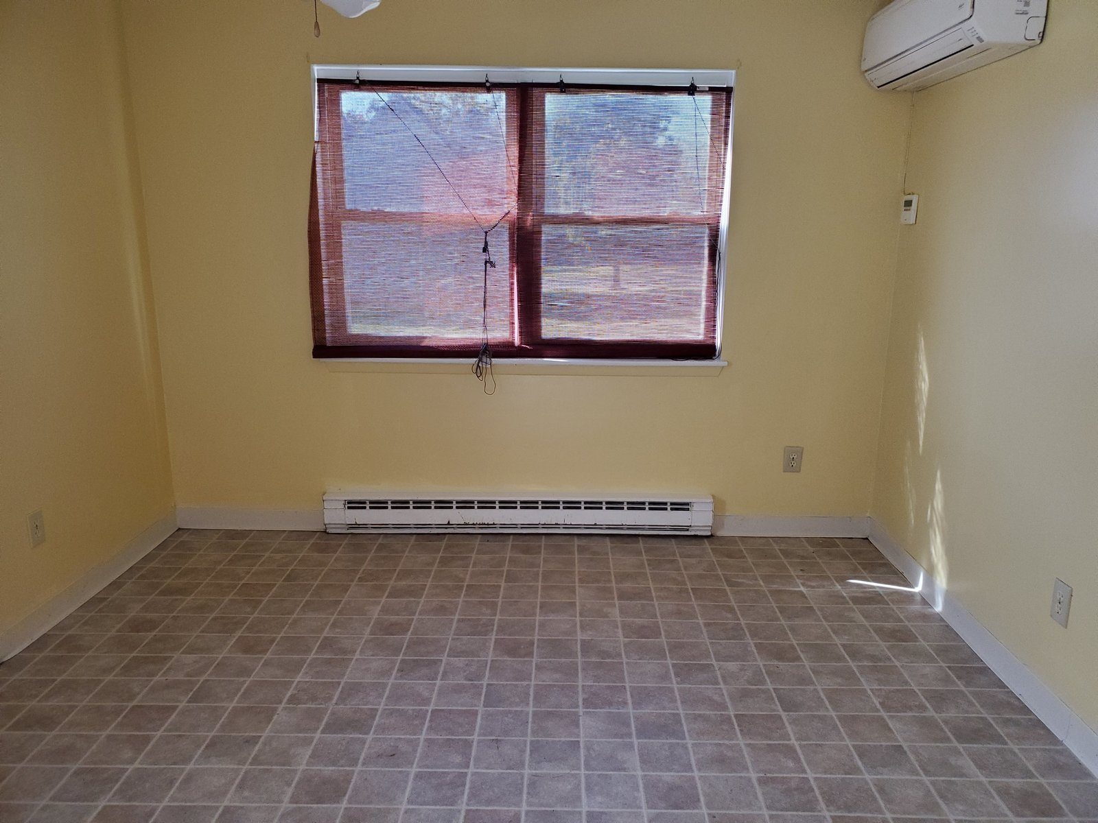 Bright Living & Dining Area