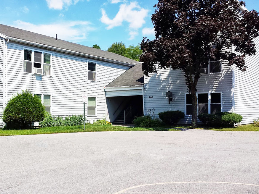 Riverwood Apartments exterior